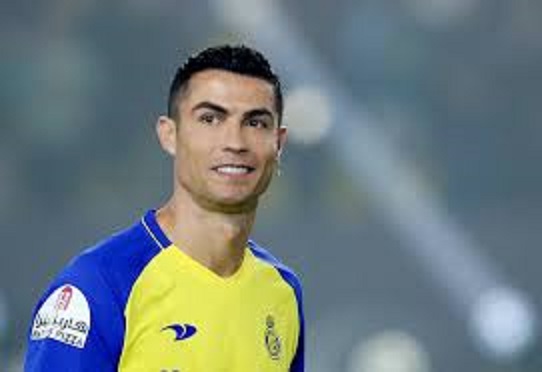 ما هو طول اللاعب كريستيانو رونالدو